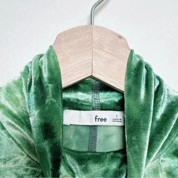 Aritzia Wilfred Free Womens Small Long Sleeve Burnt Velvet Green Tie Dye - Picture 8 of 13